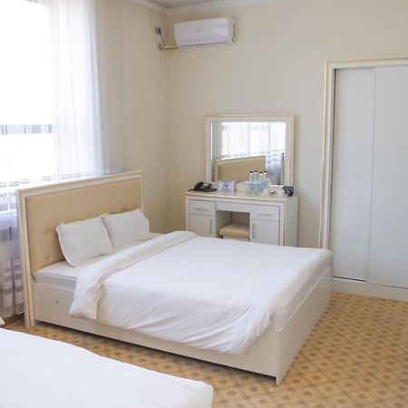 Sultan Jalal-Abad Hotel ภายนอก รูปภาพ
