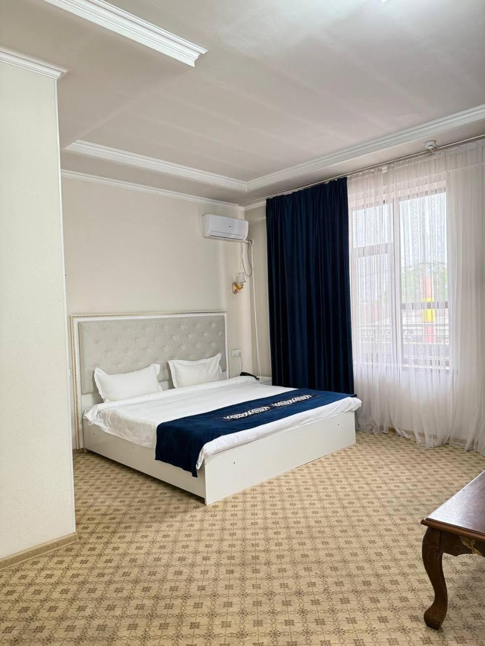Sultan Jalal-Abad Hotel ภายนอก รูปภาพ