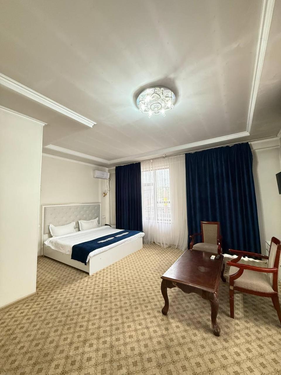 Sultan Jalal-Abad Hotel ภายนอก รูปภาพ